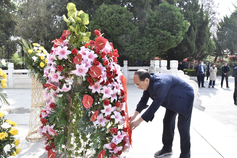 乐鱼中国官方网站-乐鱼leyu(中国)
党委赴兰考开展党史学习教育主题实践活动
